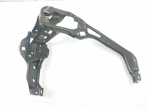 Support de phare gauche BMW 1 (F40) M 135 i xDrive (306 hp) 29440254