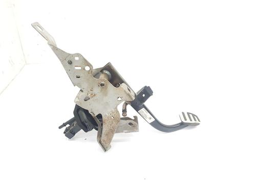 clutch-pedal-volvo-v40-hatchback-525-2012-2013-2014-2015-2016-2017-2018-2019-32331952 main image