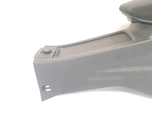 Armrest / Center console HONDA CIVIC VIII Hatchback (FN, FK) Type R (FN2) | BP24213315I20