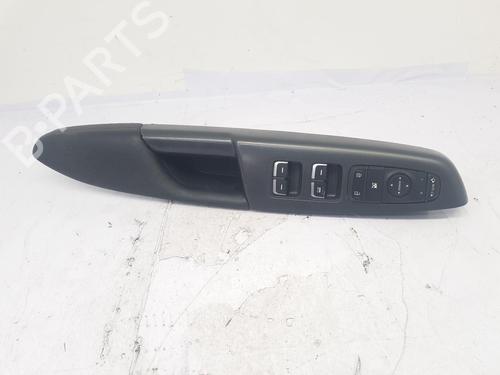 Used Right front window switch Right front window switch KIA SPORTAGE IV (QL, QLE) 1.6 GDI (132 hp) 33443059 33443059