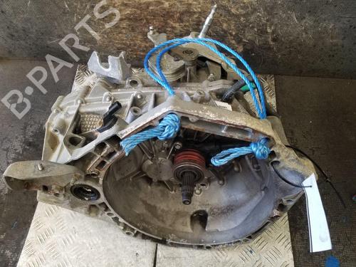 Used Gearbox Gearbox NISSAN JUKE (F15) 1.5 dCi (110 hp) 34638611 34638611