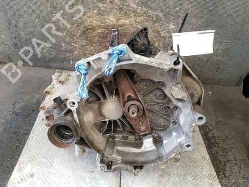 Used Gearbox Gearbox VW POLO IV (9N_, 9A_) 1.2 (60 hp) 33413031 33413031