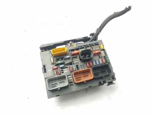 Used Fuse box Fuse box PEUGEOT 308 SW I (4E_, 4H_) 1.6 HDi (109 hp) 33275808 33275808