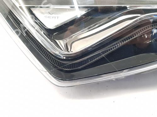 Right headlight SEAT LEON (5F1) 1.4 TSI | BP29597905C29 