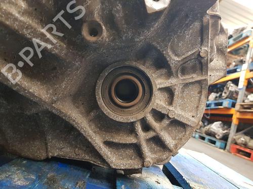 Gearbox VOLVO V40 Hatchback (525) T3 | BP22203931M3