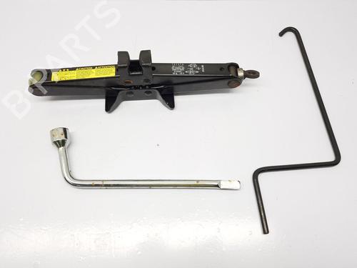 Used Jack Kit Jack Kit TOYOTA AVENSIS (_T25_) 1.8 VVT-i (ZZT251_, ZZT251R) (129 hp) 34142030 34142030
