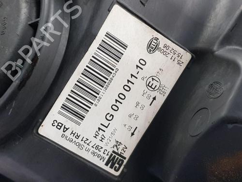 Right headlight VAUXHALL ASTRA Mk VI (J) (P10) 1.4 | BP30161522C29