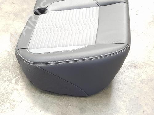 Right front seat FORD FIESTA VI (CB1, CCN) 1.6 ST | BP27600641C16 