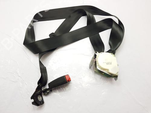 Used Rear center seatbelt FORD FIESTA VI (CB1, CCN) 1.25 (60 hp) 28157864