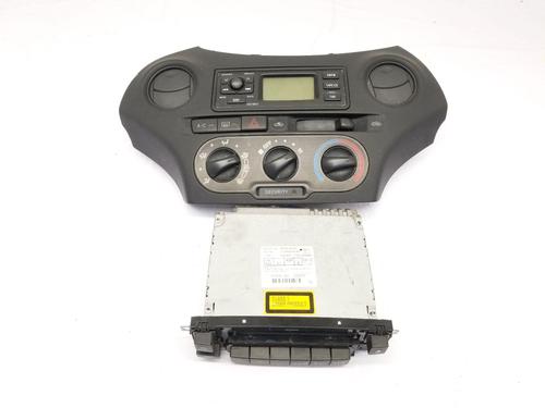 Used Radio Radio TOYOTA YARIS (_P1_) 1.0 (SCP10_, SCP10R) (65 hp) 36167257 36167257