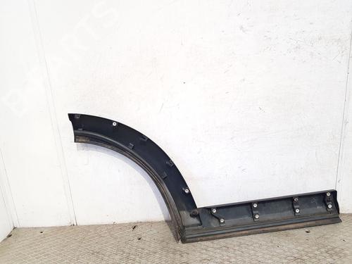 Rear left wheel arch trim LAND ROVER DISCOVERY III (L319) 2.7 TD 4x4 | BP25883538C136 