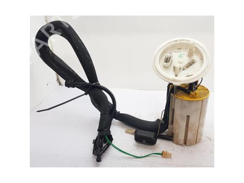 Used Fuel pump BMW 5 Touring (E61) 525 d (177 hp) 22664774