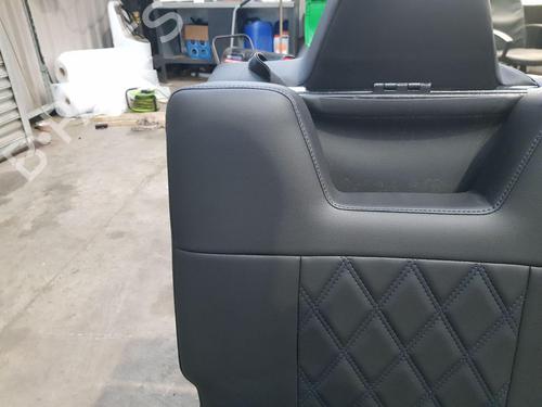 Rear seat VW TRANSPORTER T5 Van (7HA, 7HH, 7EA, 7EH) 2.0 TDI | BP31864337C17