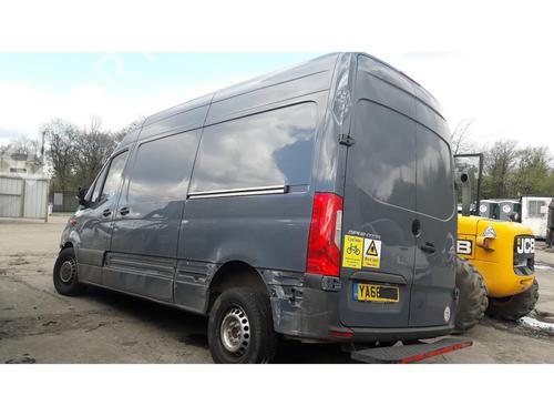 Catalyst MERCEDES-BENZ SPRINTER 3,5-t Van (B907, B910)  | BP22676812M10 
