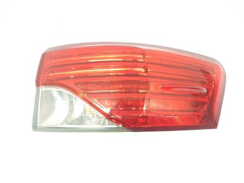 Used Right taillight TOYOTA AVENSIS Estate (_T27_) 2.0 D-4D (ADT270_, ADT270R) (124 hp) 30290327