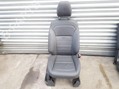 Right front seat FORD KUGA I 2.0 TDCi | BP28684152C16