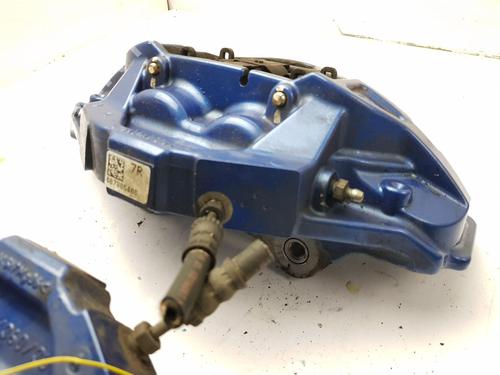 Right front brake caliper BMW 1 (F40) M 135 i xDrive | BP32375083M104