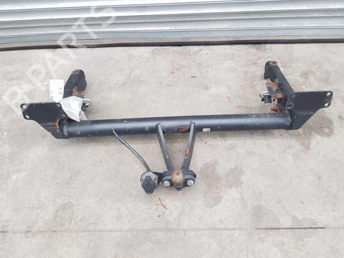 Used Tow ball/Mechanism LAND ROVER RANGE ROVER III (L322) 3.0 D 4x4 (177 hp) 28329581