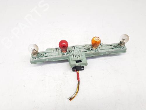 Used Lamp holder VAUXHALL ZAFIRA Mk II (B) (A05) 1.8 (140 hp) 28081163