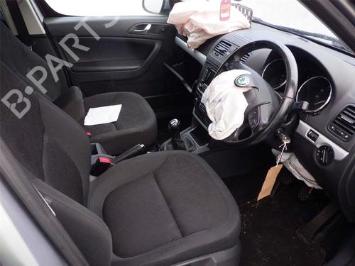 Front left belt tensioner SKODA YETI (5L) 2.0 TDI 4x4 | BP22677359C87 