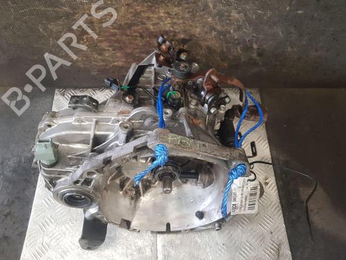 Used Gearbox Gearbox HYUNDAI i20 I (PB, PBT) 1.2 (78 hp) 40039103 40039103