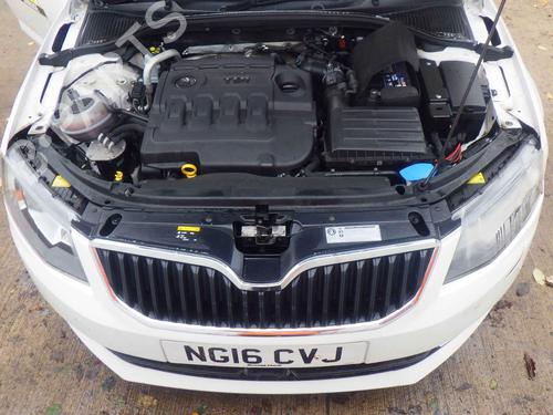 Electronic module SKODA OCTAVIA III Combi (5E5, 5E6) 1.6 TDI | BP30796392M83 - Image 13