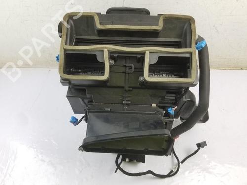 Used Heater matrix box AUDI R8 Spyder (427, 429) 4.2 FSI quattro (430 hp) 22682316
