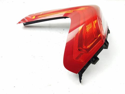 left-taillight-volvo-v40-hatchback-525-2012-2013-2014-2015-2016-2017-2018-2019-33329867 main image