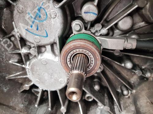 Gearbox RENAULT MASTER III Van (FV) | BP30138012M3