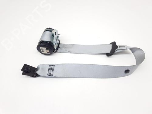 Used Rear center seatbelt VAUXHALL CORSA Mk III (D) (S07) 1.4 (L08) (90 hp) 31053737