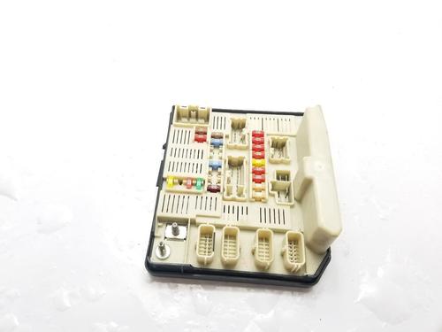 Used Fuse box RENAULT MEGANE II Coupé-Cabriolet (EM0/1_) 1.6 16V (112 hp) 28029343