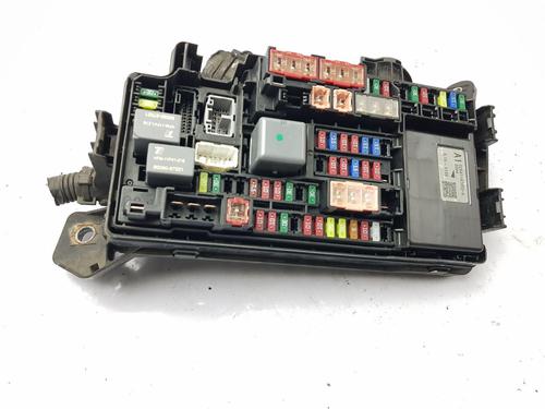 Used Fuse box TOYOTA C-HR (_X1_) 1.8 Hybrid (ZYX10_, ZYX11_, ZYX10R, ZYX11R) (122 hp) 32455193