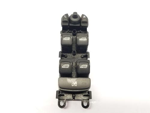 Used Right front window switch Right front window switch LAND ROVER FREELANDER 2 (L359) 2.2 TD4 4x4 (160 hp) 36052200 36052200