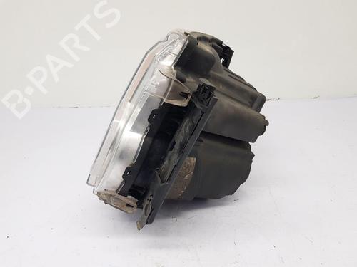 Right headlight LAND ROVER DISCOVERY III (L319) 2.7 TD 4x4 | BP30161496C29 