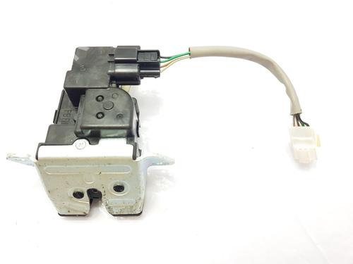 Used Tailgate lock HYUNDAI i20 I (PB, PBT) 1.2 (86 hp) 28175539