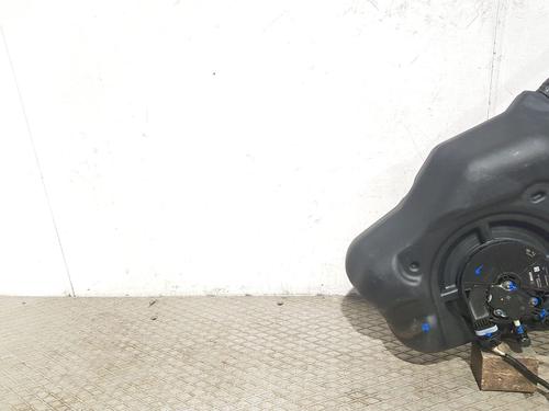 AdBlue tank LAND ROVER DISCOVERY SPORT (L550) 2.0 D 4x4 | BP30628155M85