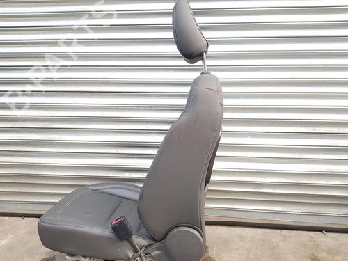 Right front seat FORD KUGA I 2.0 TDCi | BP28684152C16