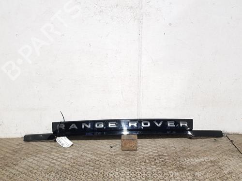 Used Rear center light LAND ROVER RANGE ROVER EVOQUE (L551) 2.0 D150 (150 hp) 32198878