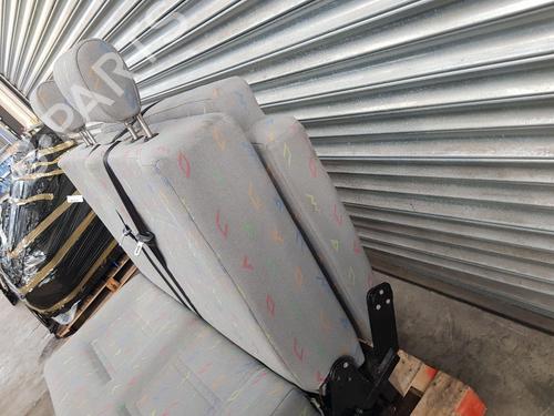 Sæde Bagtil VW TRANSPORTER T5 Van (7HA, 7HH, 7EA, 7EH) 1.9 TDI | BP31864158C17