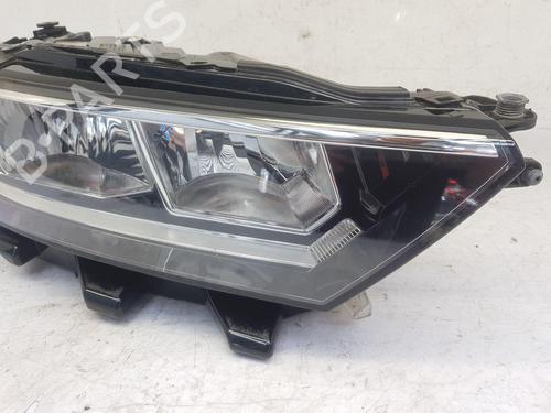 Right headlight VW T-ROC (A11, D11) | BP27372103C29
