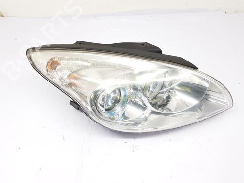 Used Left headlight HYUNDAI i30 (FD) 1.4 (109 hp) 32252061