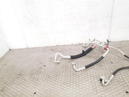 AC pipe TESLA MODEL 3 (5YJ3) | BP35716592M126 - Image 2