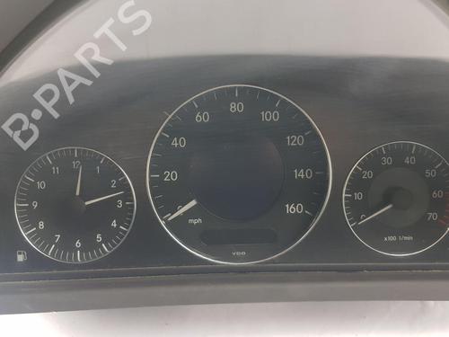 Compteur de vitesse MERCEDES-BENZ CLK Convertible (A209) CLK 240 (209.461) | BP30891827C47