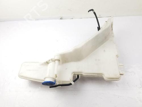 Used Windscreen washer tank LAND ROVER RANGE ROVER EVOQUE (L551) 2.0 D180 MHEV 4x4 (180 hp) 27550409