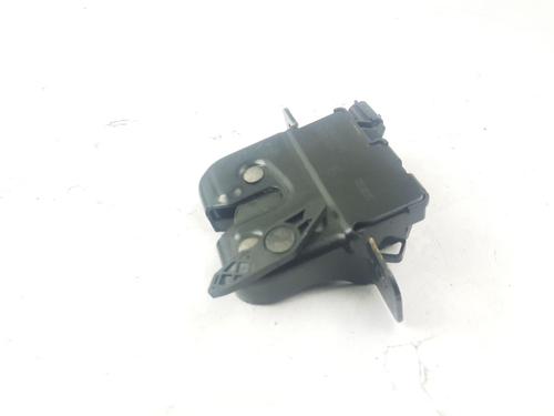Used Tailgate lock DACIA SANDERO II 1.5 dCi (90 hp) 32003943