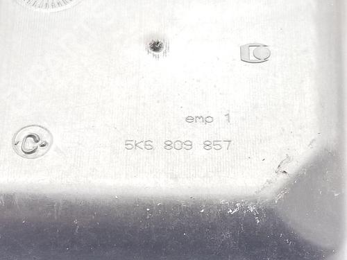 Fuel flap VW GOLF VI (5K1) 2.0 TDI | BP29343176C131 