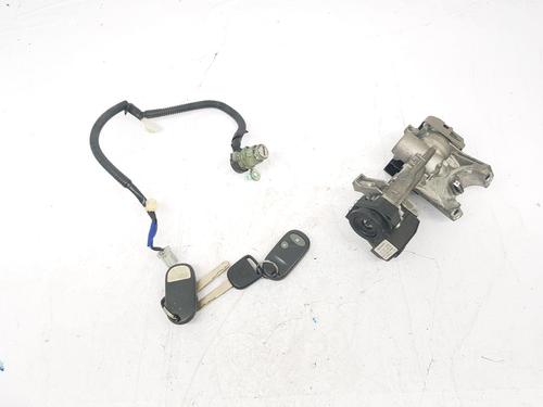 Used Ignition barrel Ignition barrel HONDA CIVIC VII Hatchback (EU, EP, EV) 2.0 i Sport (EV1) (160 hp) 33329966 33329966