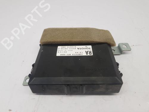 Used Electronic module Electronic module LEXUS LS (_F3_) 430 (UCF30) (282 hp) 32509764 32509764