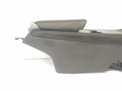 Armrest / Center console TESLA MODEL Y (5YJY) Long Range Rear-Wheel Drive | BP38701737I20 - Image 2