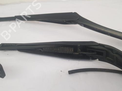 Front windshield wiper arm TESLA MODEL 3 (5YJ3) | BP40220394C143 - Image 10